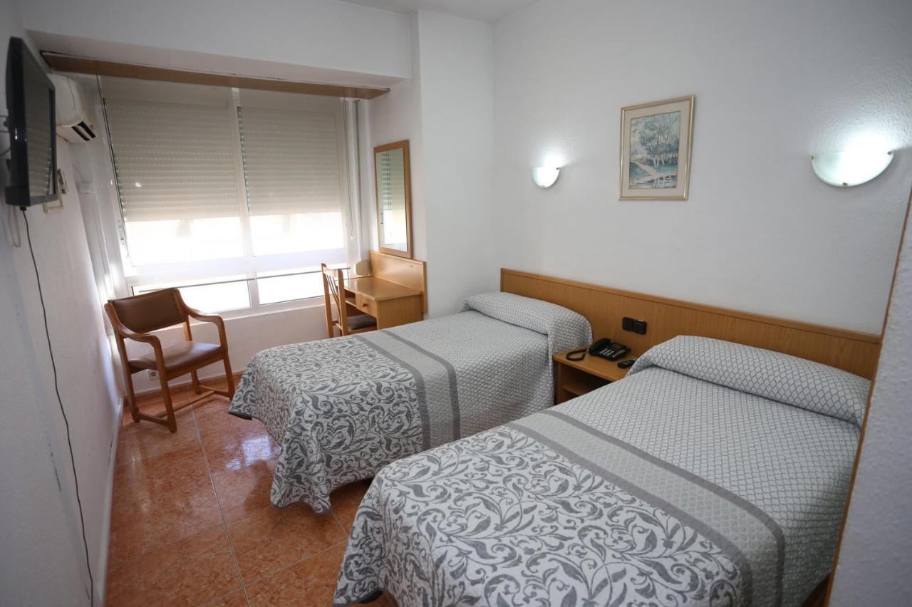 Hotel Cervantes Alicante Exterior photo